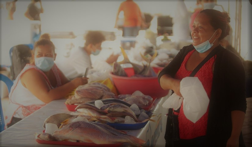 La Feria del Mar, punto obligado para los amantes de pescados y mariscos